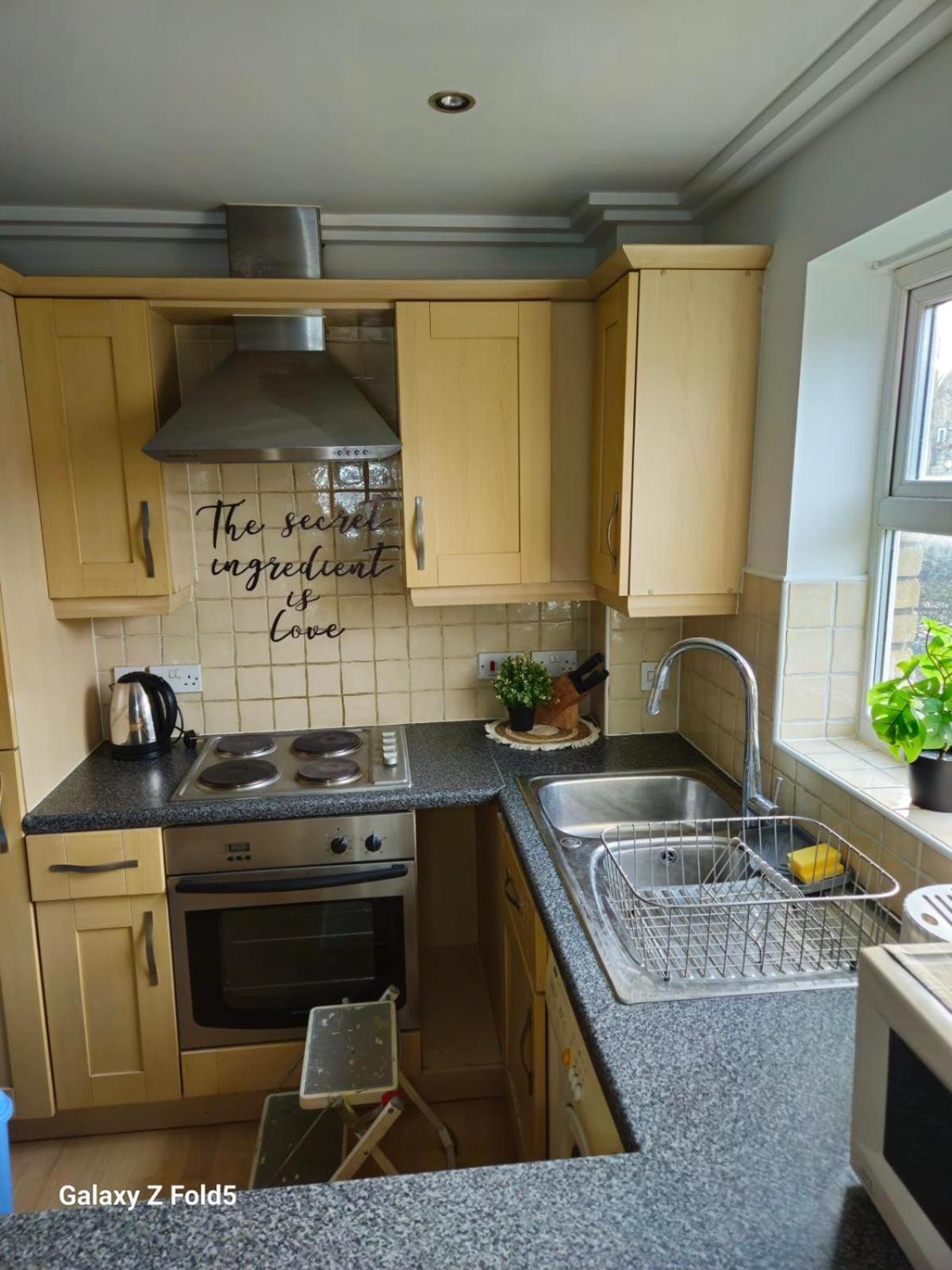 Spacious & Cosy Double And Single Bedrooms Close To Hendon & Colindale Tube Stations Exterior photo