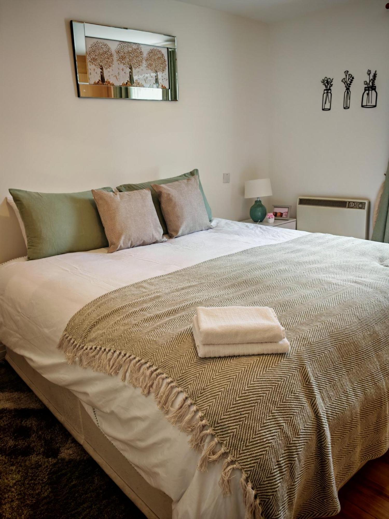 Spacious & Cosy Double And Single Bedrooms Close To Hendon & Colindale Tube Stations Exterior photo